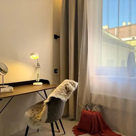 Red Currant - Prague Apartment Екстер'єр фото