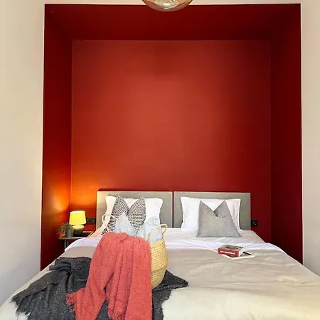 Red Currant - Prague Apartment Екстер'єр фото
